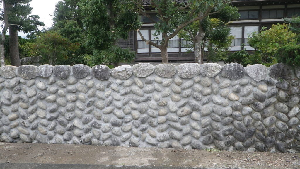 玉石の矢積みの修理